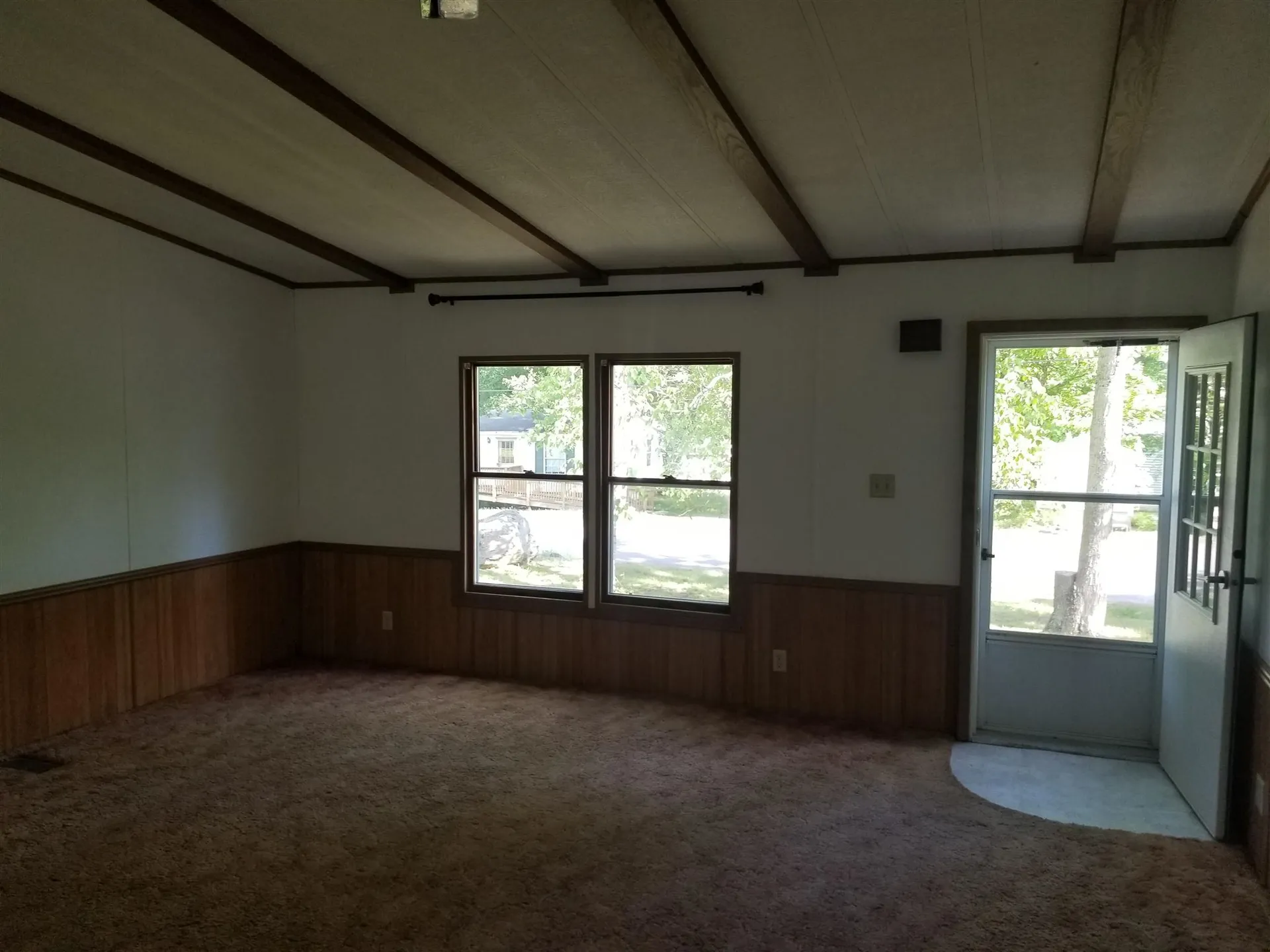 26 Mccusker Place Claremont NH 03743