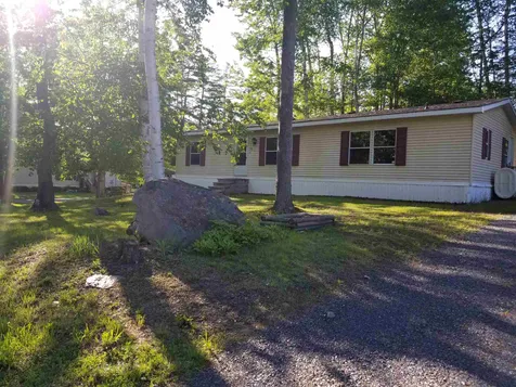26 Mccusker Place Claremont NH 03743