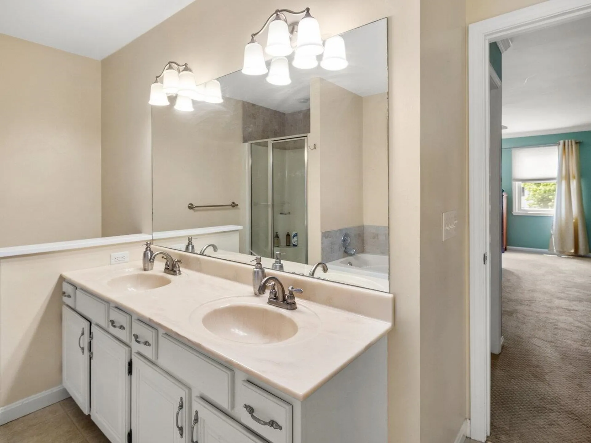 489 Southridge Road Williston VT 05495
