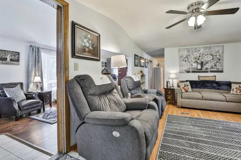 5 Skyview Drive Nashua NH 03062
