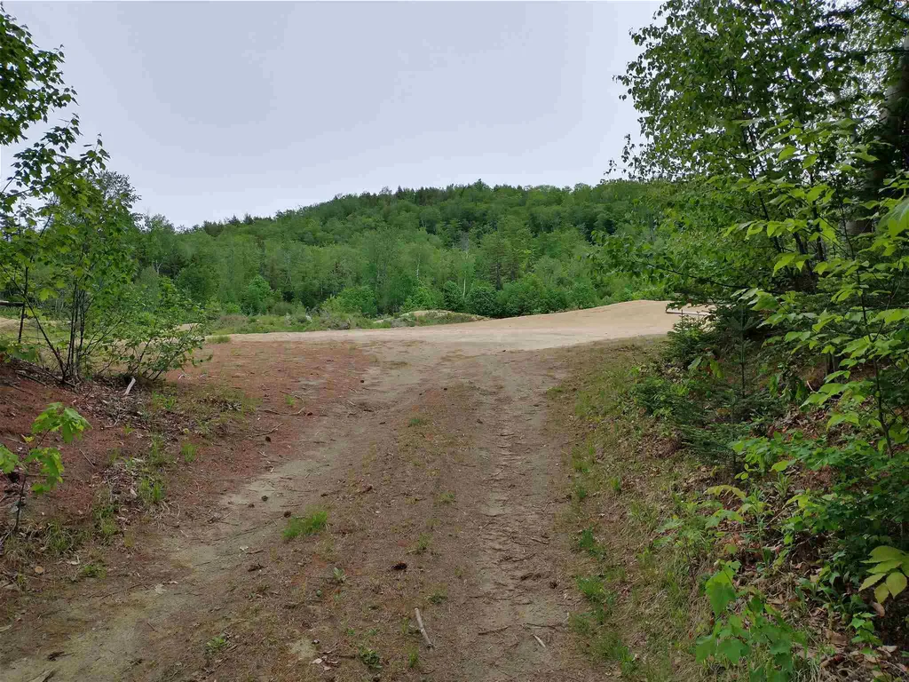 07 Bog Road Enfield NH 03748