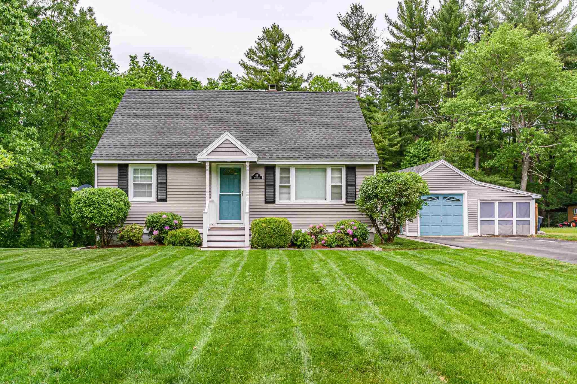 66 Ridge Road Nashua NH 03062