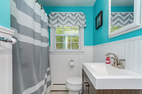 66 Ridge Road Nashua NH 03062