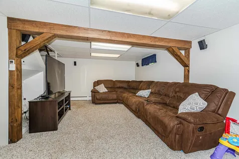 66 Ridge Road Nashua NH 03062