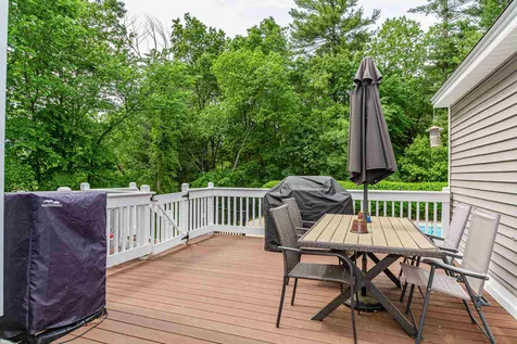 66 Ridge Road Nashua NH 03062