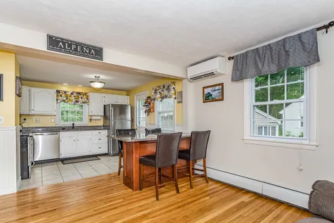 66 Ridge Road Nashua NH 03062