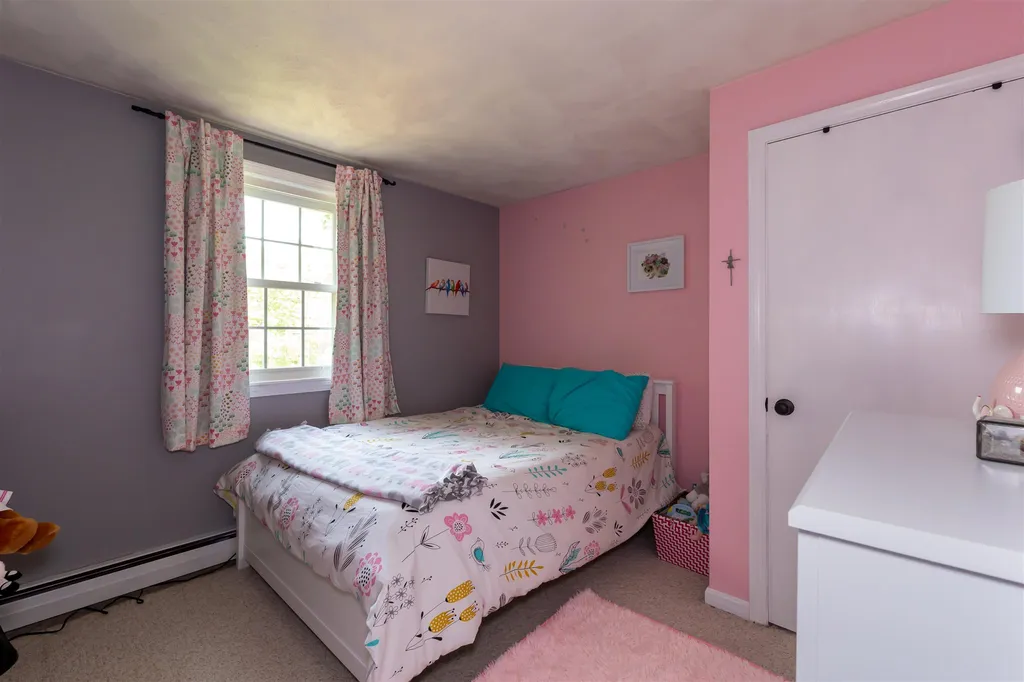 64 Mammoth Road Londonderry NH 03053