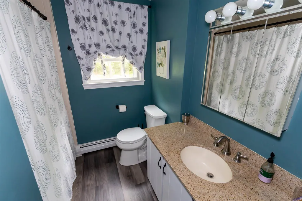 64 Mammoth Road Londonderry NH 03053