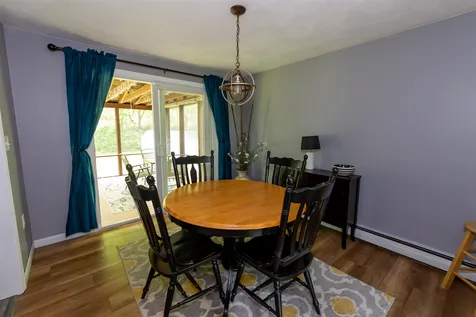 64 Mammoth Road Londonderry NH 03053