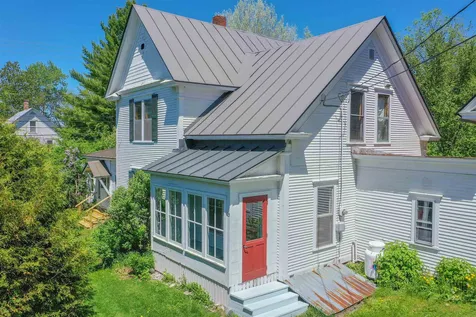 15 Wakefield Street Hardwick VT 05843