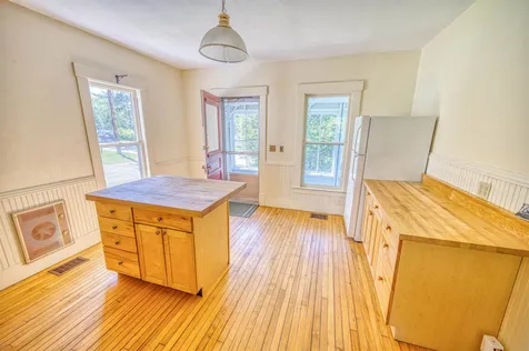 15 Wakefield Street Hardwick VT 05843