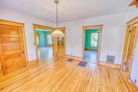 15 Wakefield Street Hardwick VT 05843