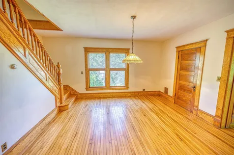 15 Wakefield Street Hardwick VT 05843