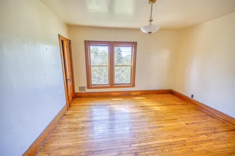 15 Wakefield Street Hardwick VT 05843