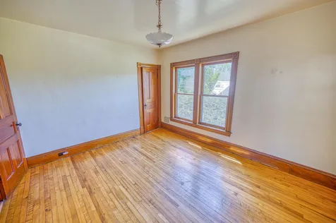 15 Wakefield Street Hardwick VT 05843