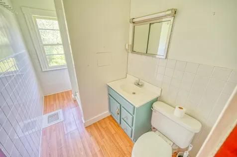 15 Wakefield Street Hardwick VT 05843