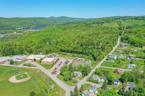 15 Wakefield Street Hardwick VT 05843