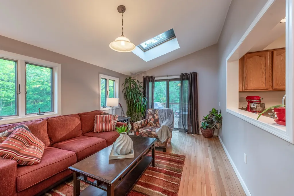 53 Greensboro Road Hanover NH 03755