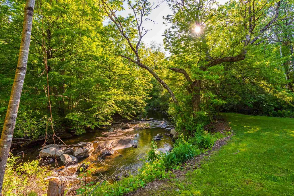 53 Greensboro Road Hanover NH 03755