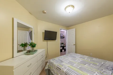 53 Greensboro Road Hanover NH 03755