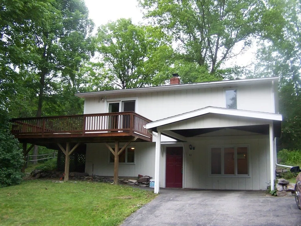 32 Booth Woods Vergennes VT 05491