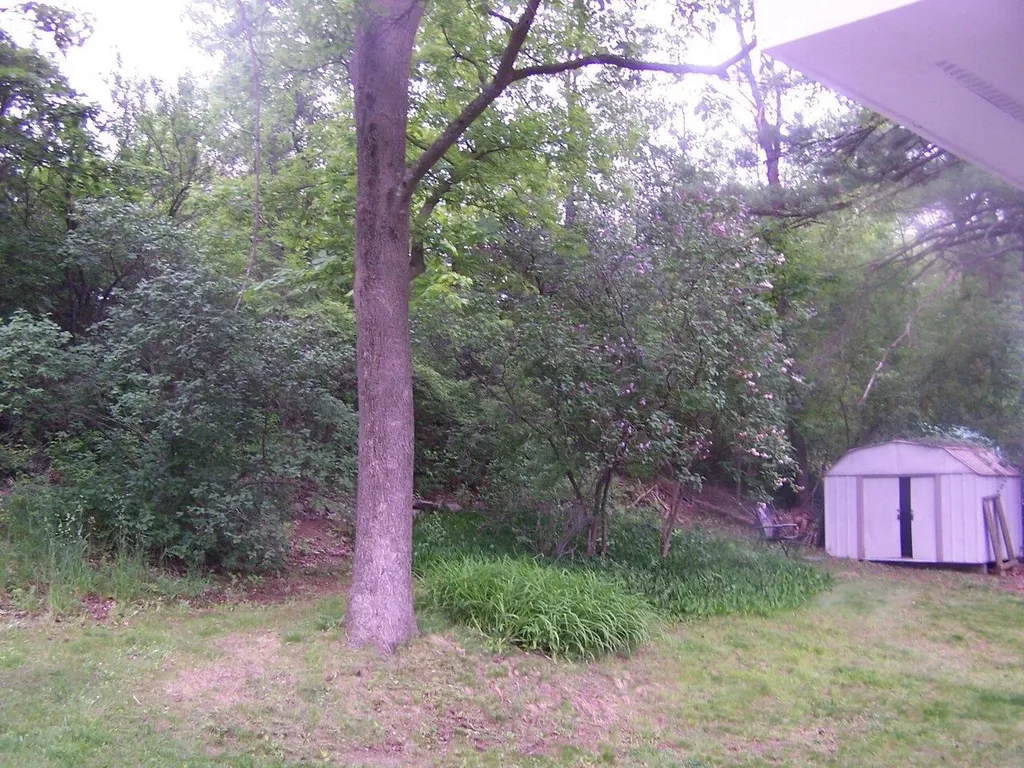 32 Booth Woods Vergennes VT 05491