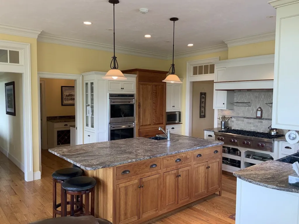 118 Square Hill Wolfeboro NH 03894