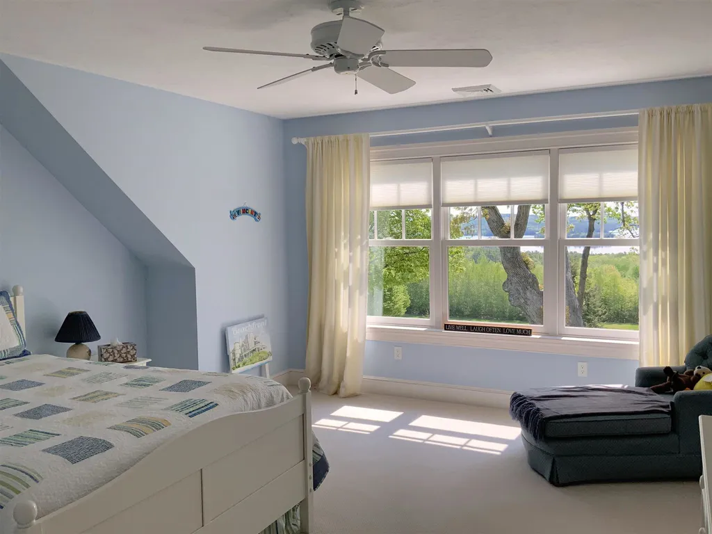 118 Square Hill Wolfeboro NH 03894