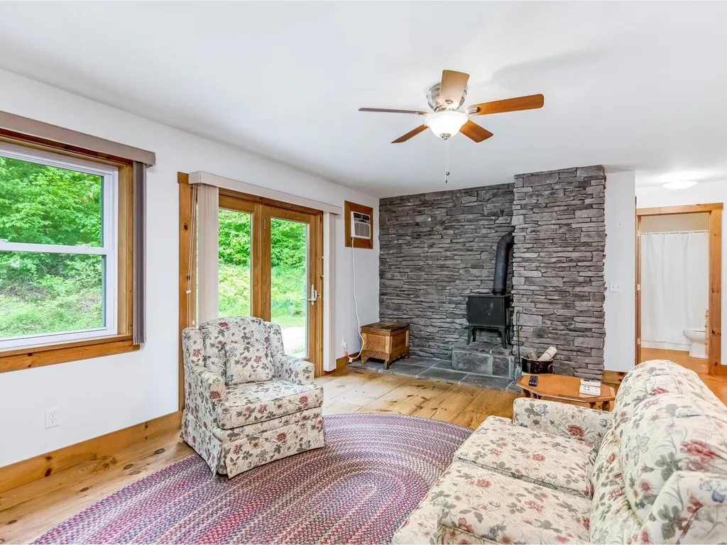 657 Charlotte Road Hinesburg VT 05461