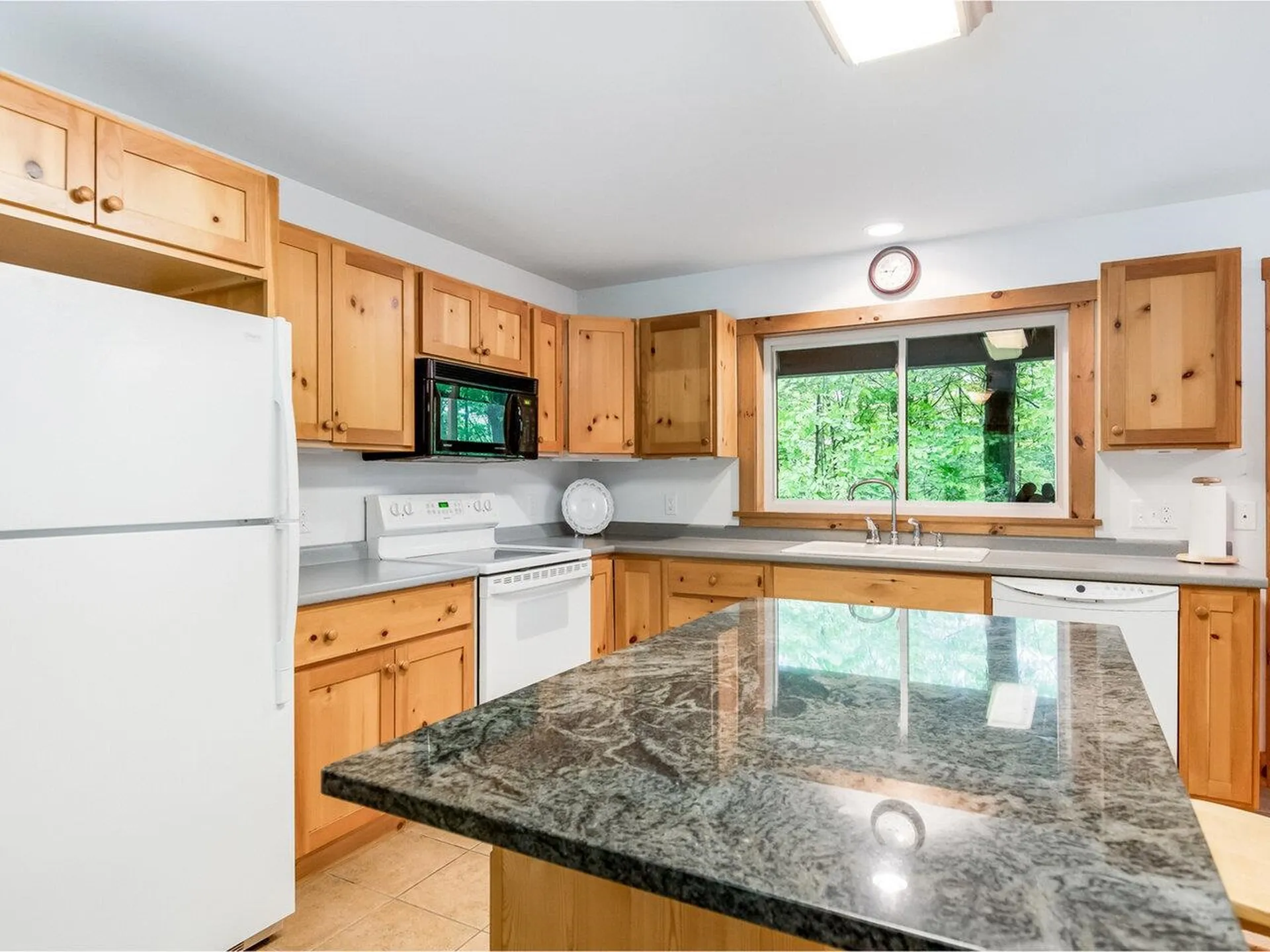 657 Charlotte Road Hinesburg VT 05461