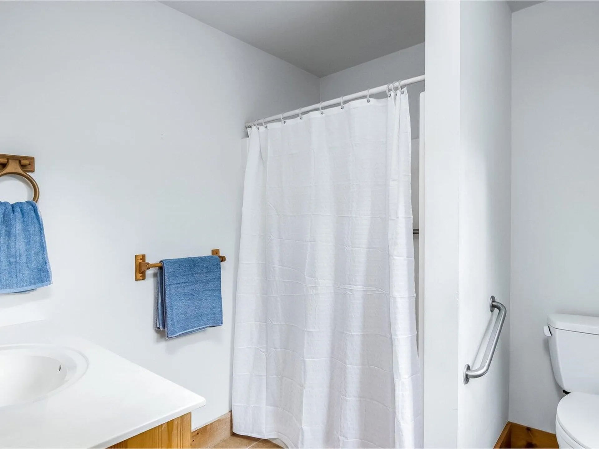 657 Charlotte Road Hinesburg VT 05461