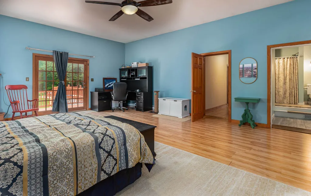 28 Riverdale Avenue Dover NH 03820
