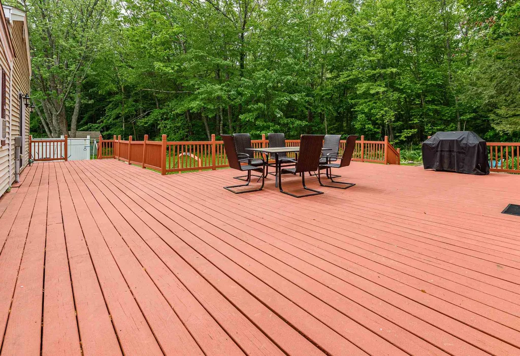 28 Riverdale Avenue Dover NH 03820