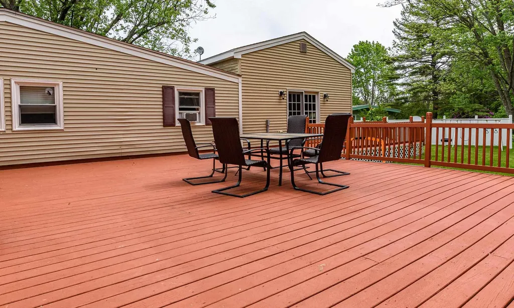 28 Riverdale Avenue Dover NH 03820
