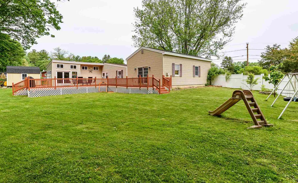 28 Riverdale Avenue Dover NH 03820