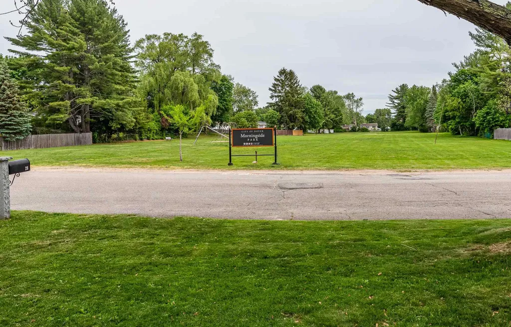 28 Riverdale Avenue Dover NH 03820
