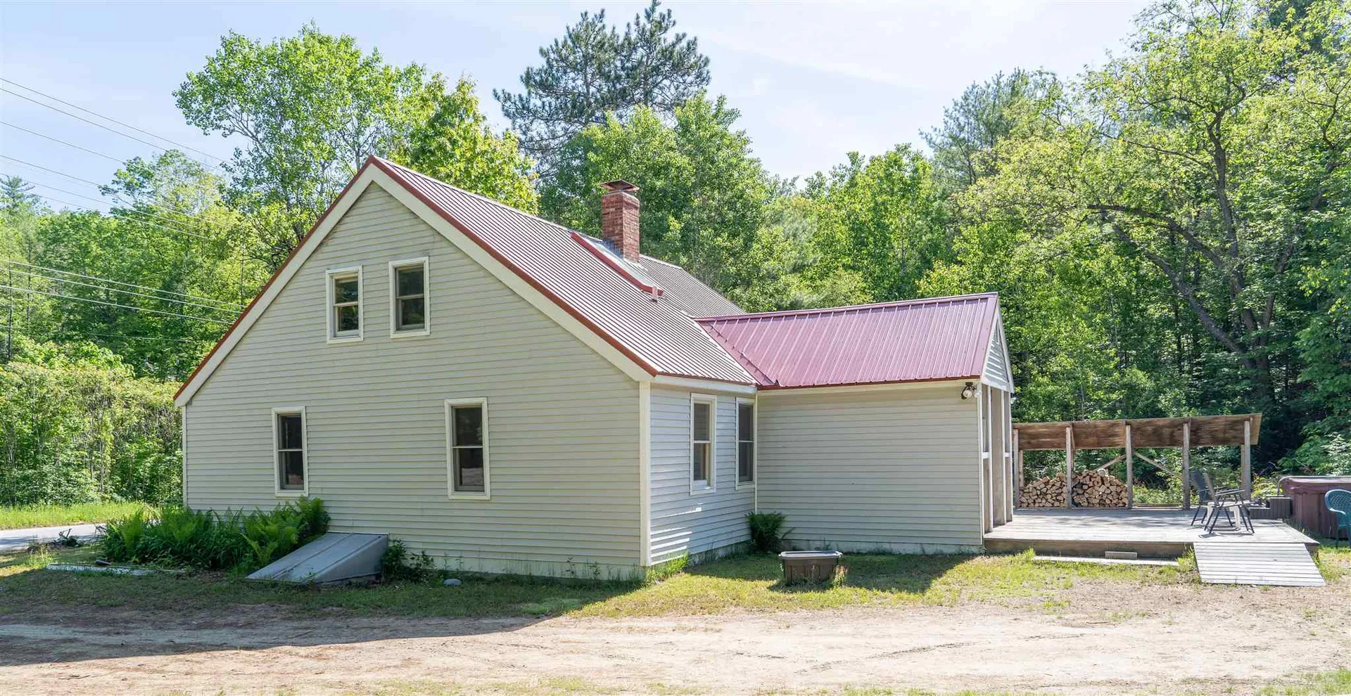 18 Upper Mad River Road Thornton NH 03285