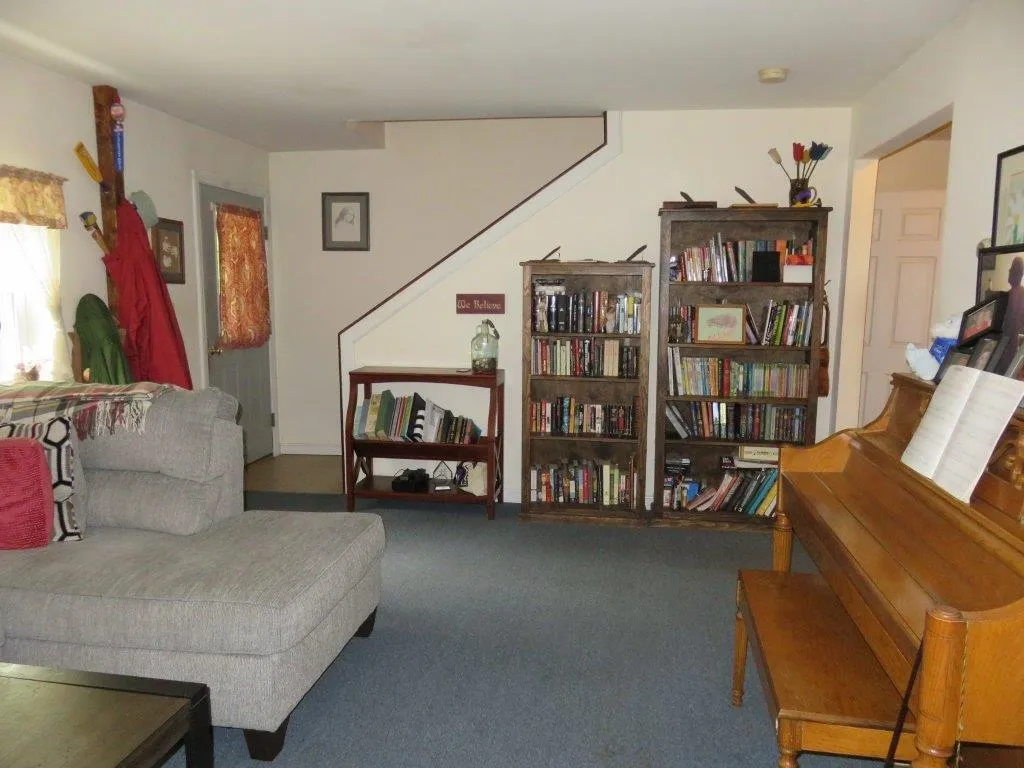 957 South Road Canaan NH 03741