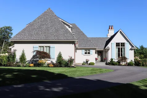 59 Woodland Road North Hampton NH 03862