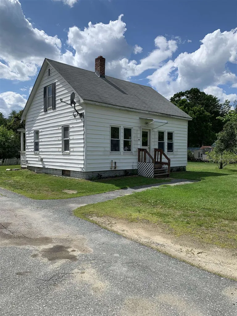 21 Providence Avenue Claremont NH 03743