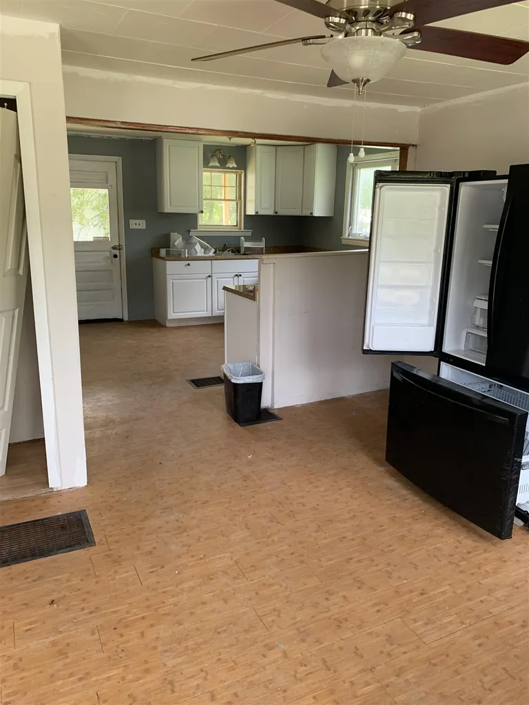 21 Providence Avenue Claremont NH 03743