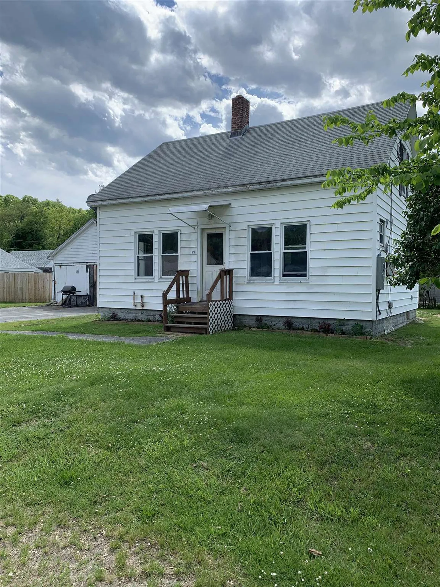 21 Providence Avenue Claremont NH 03743