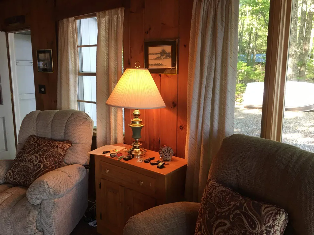 41 Mirror Lake Drive Tuftonboro NH 03816