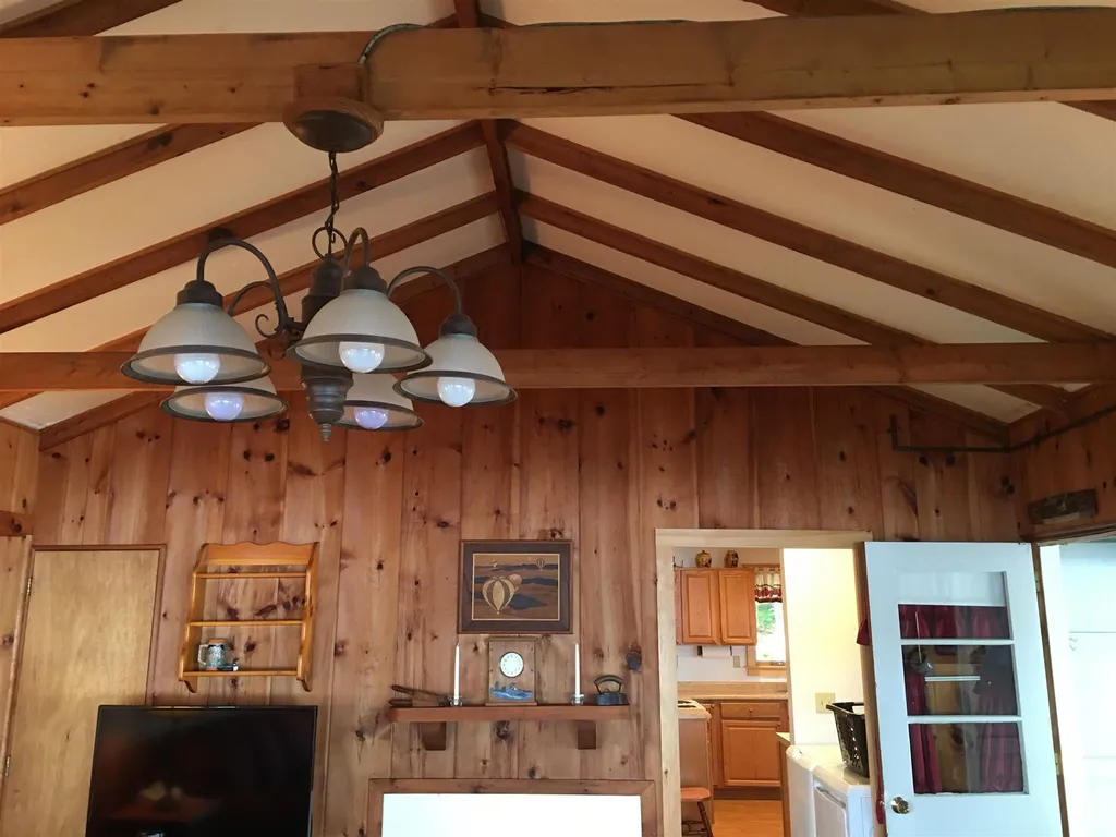 41 Mirror Lake Drive Tuftonboro NH 03816