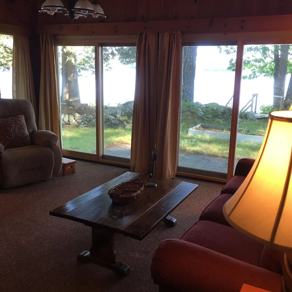 41 Mirror Lake Drive Tuftonboro NH 03816