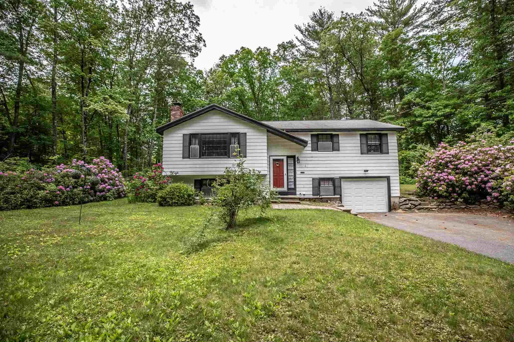 6 Whispering Pines Lane Merrimack NH 03054