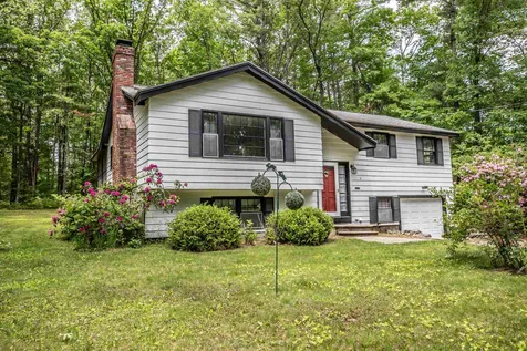 6 Whispering Pines Lane Merrimack NH 03054