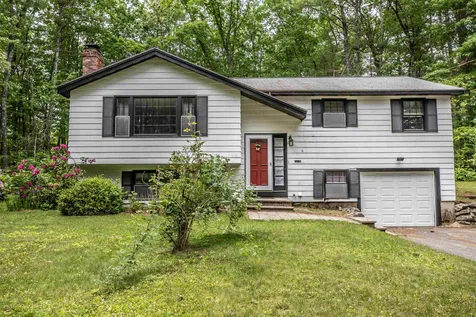 6 Whispering Pines Lane Merrimack NH 03054