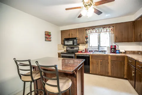 6 Whispering Pines Lane Merrimack NH 03054