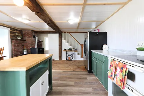 11 Howard Road Danville VT 05873